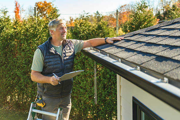 Professional Roofing technician working in Gravity, IA
